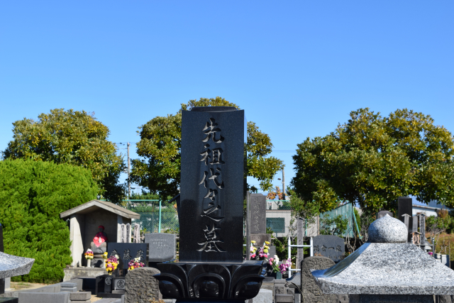 お墓